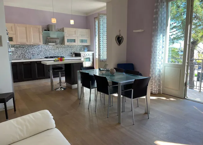 Villino Degli Aranci ロゼート・デッリ・アブルッツィ